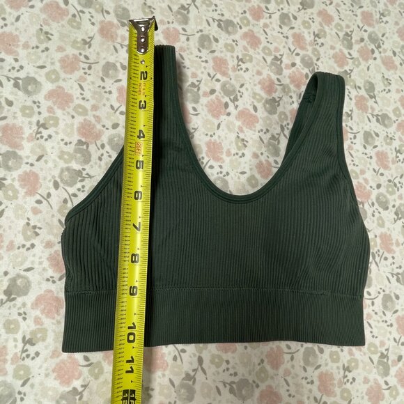aerie SMALL Ribbed Sports Bra / Top - Dark Green - removable pads included - Picture 4 of 11